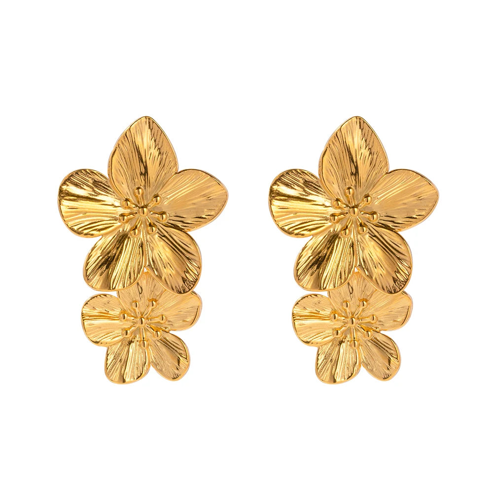 Elegant Vintage Flower Stud Earrings